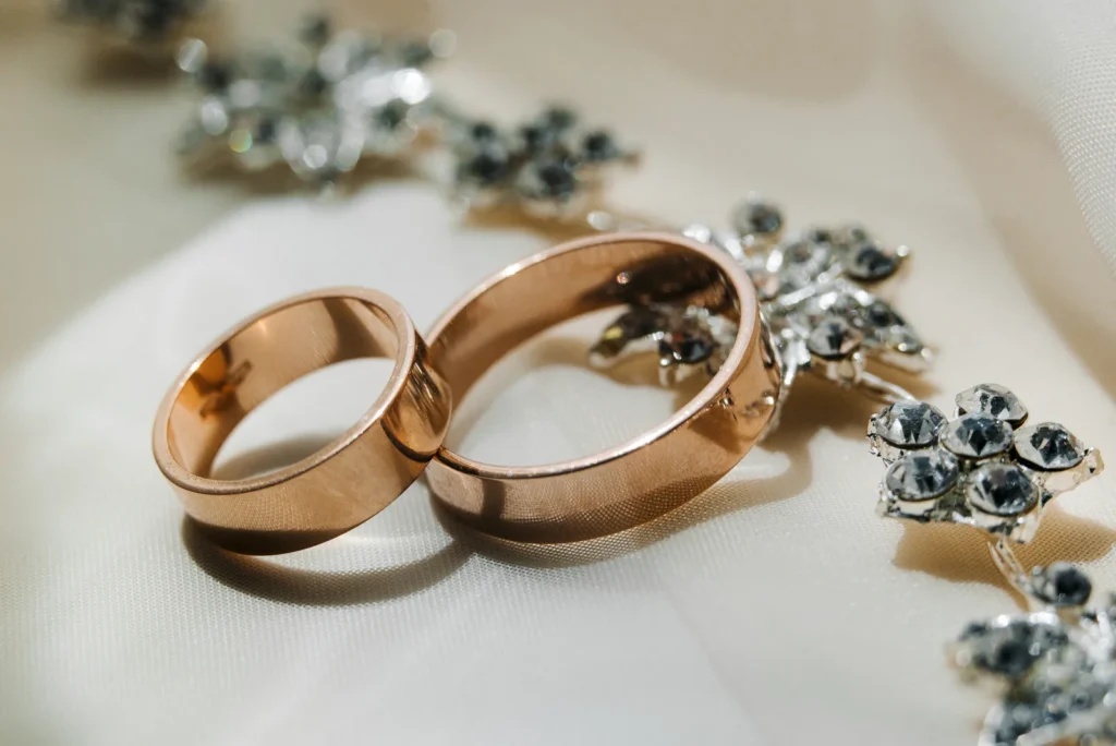Why two-tone jewellery is a disappearing craft